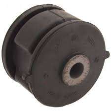 SILENT BLOC TRIANGLE ARRIERE HYUNDAI TUCSON 04->10