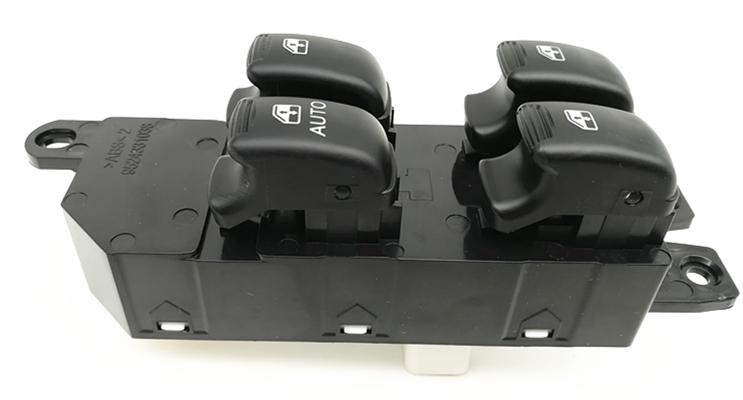 ALL MANUAL 1 AUTO 1 Plug , Auto